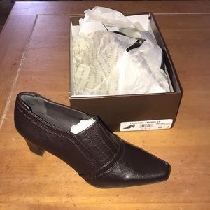 New with box - Franco Sarto “Trusted” Bootie